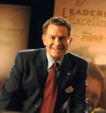 038 – Leadership with Lee Cockerell